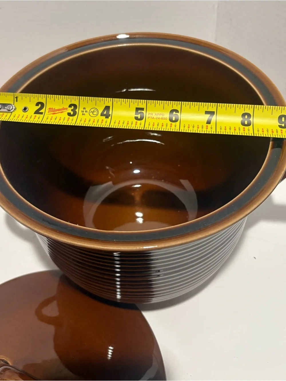 Ribbed Ceramic Covered Casserole in Brown - Artimino (Portugal)
